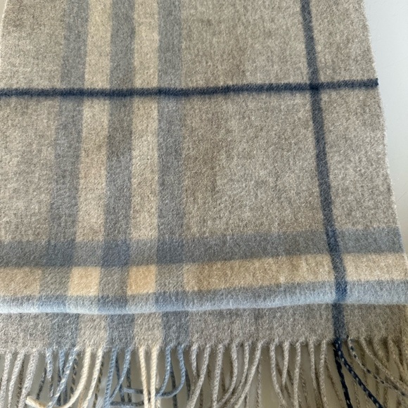 Burberry Blue and Grey Cashmere Scarf - Picture 5 of 6